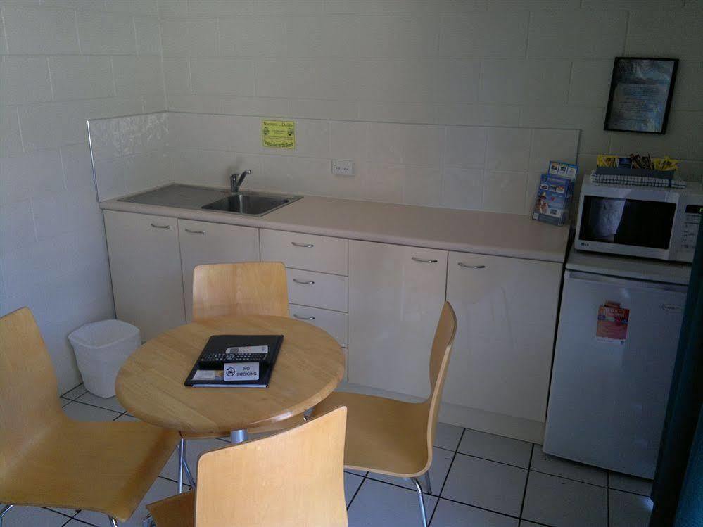 Whitsunday On The Beach Airlie Beach Exterior photo